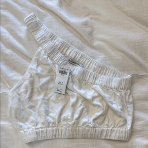 Abercrombie & Fitch White Crop Top